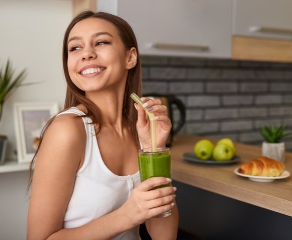 “Revitalize Your Body: The Ultimate Cleanse with Fresh Morning Juices”